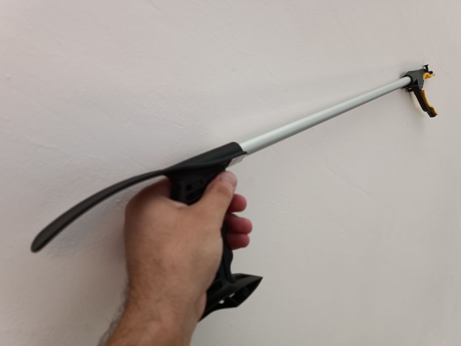 Dispozitiv tip cleste, pentru prins obiecte la distanță, 81 cm