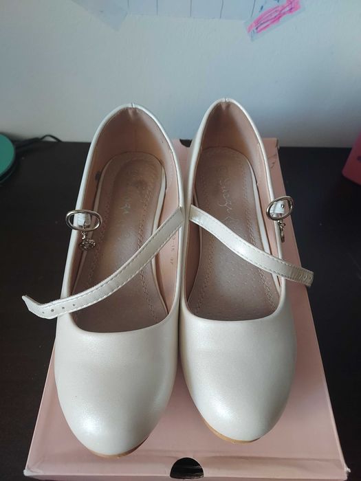 Pantofi fete marimea 37