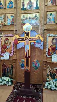 Cruce pictata  pentru altar