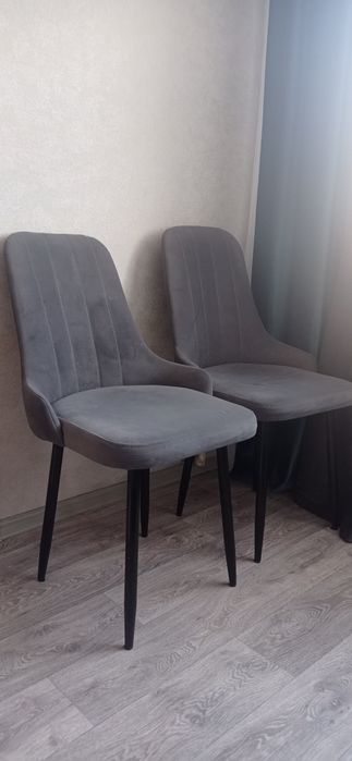 Продам стулья для кухни и гостиной