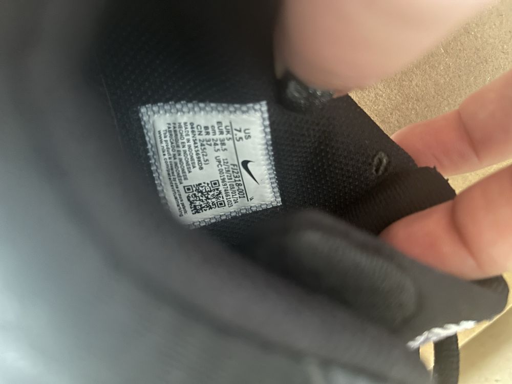 Маратонки Найк/NIKE