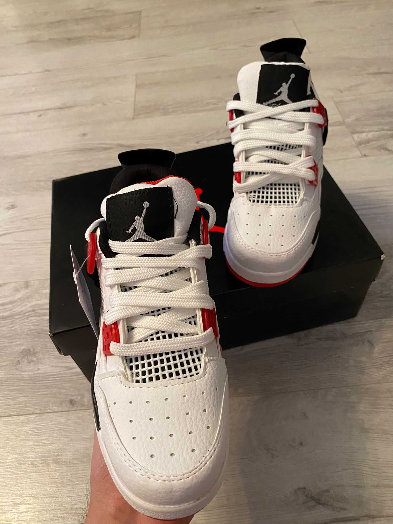 Air Jordan 4 Retro Red Fire | 2023