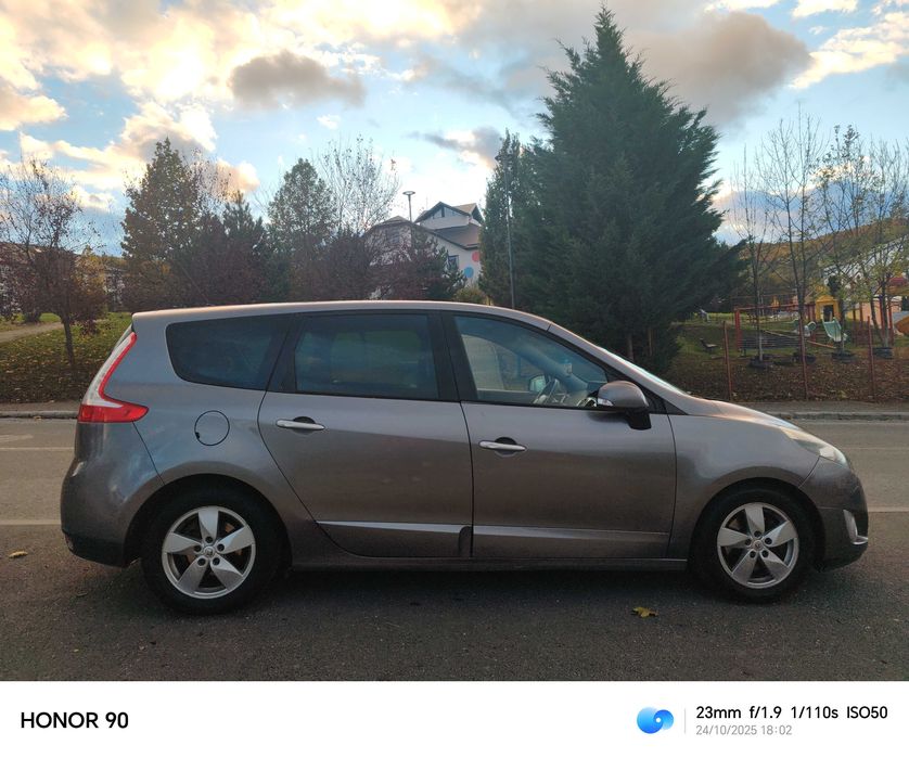 Renault Grand Scenic 3 1, 5dci 7 locuri 2010