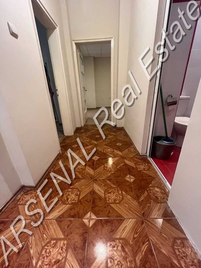Дава се под наем Офис в София, Център - 53 кв.м за 450 € - Снимка #1