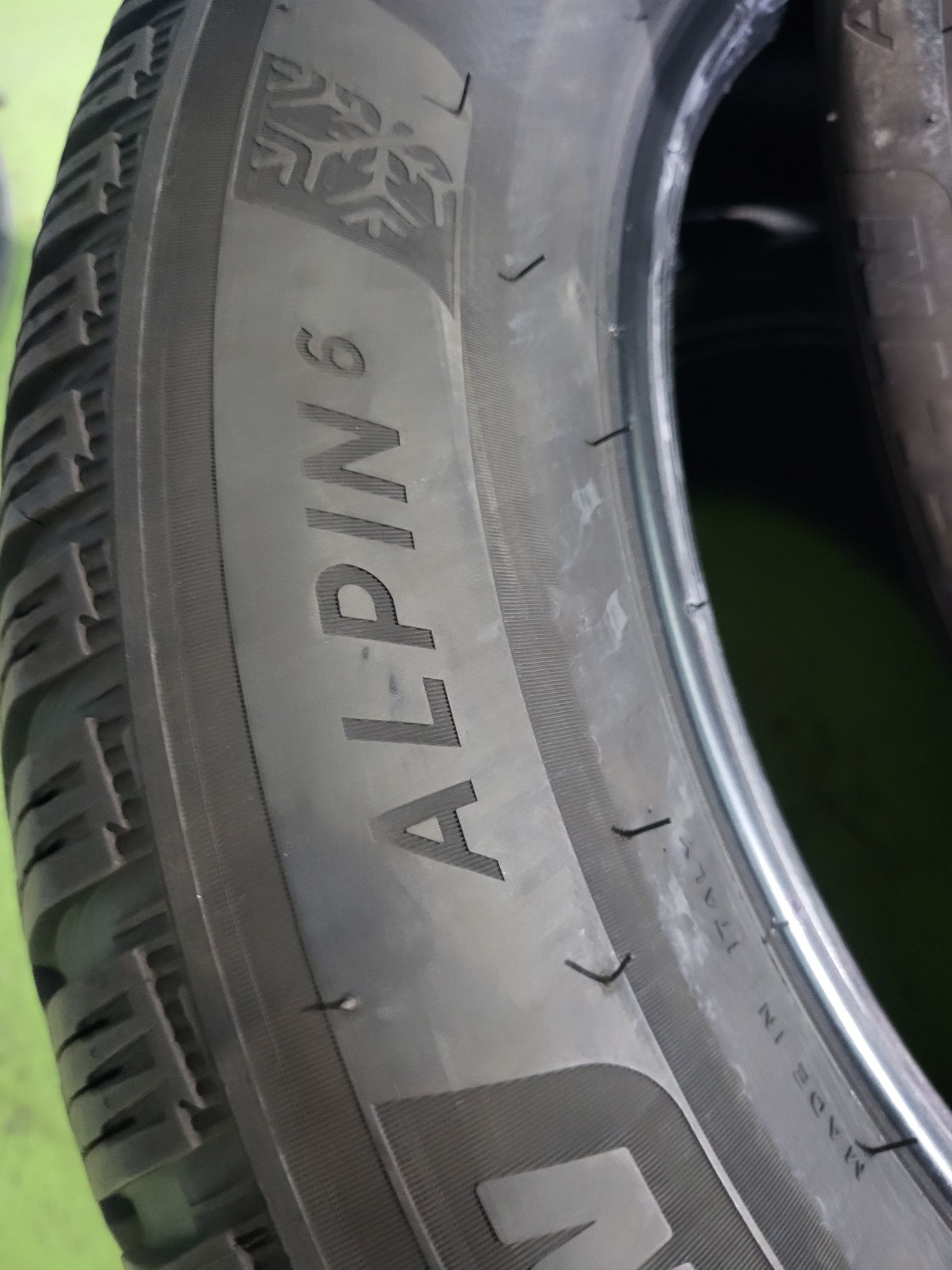 3 бр зимни 215/60/16 Michelin