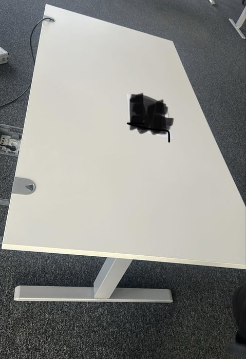 Masa birou reglabil pe inaltime