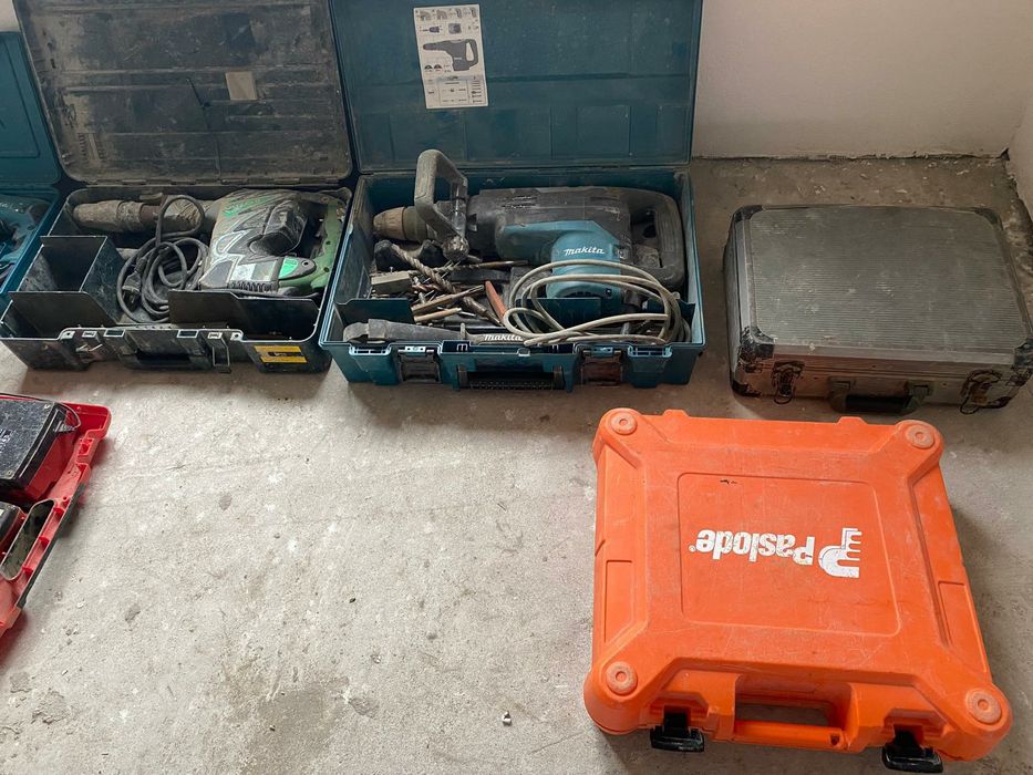 Vând scule pentru șantier