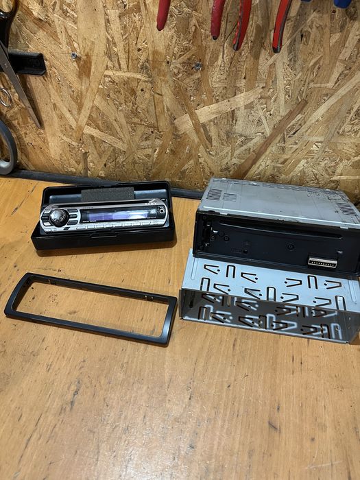 Casetofon Sony 1DIN fără usb cu aux