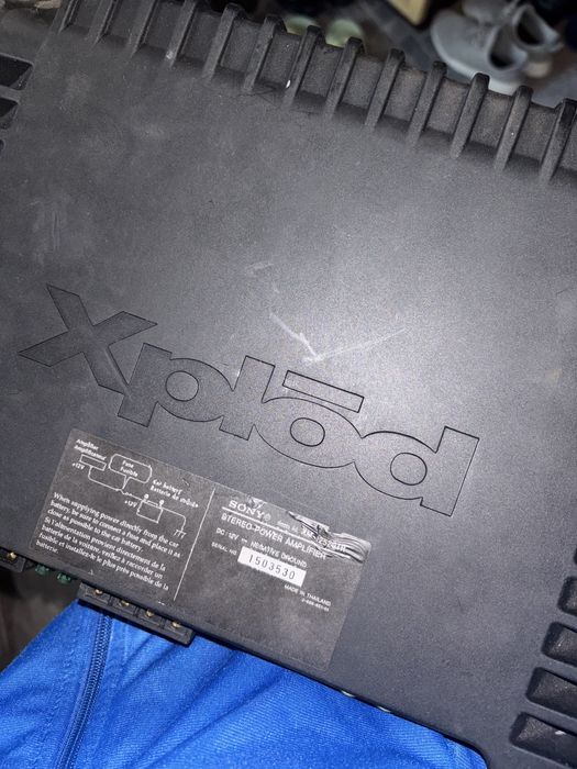 Sistem subwoofer auto