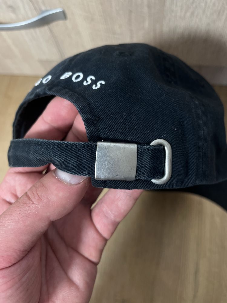 Michael Kors,Calvin Klein,Hugo Boss шапки