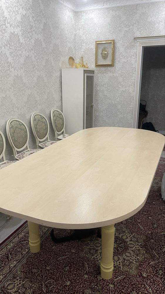 Продам стол из дерева