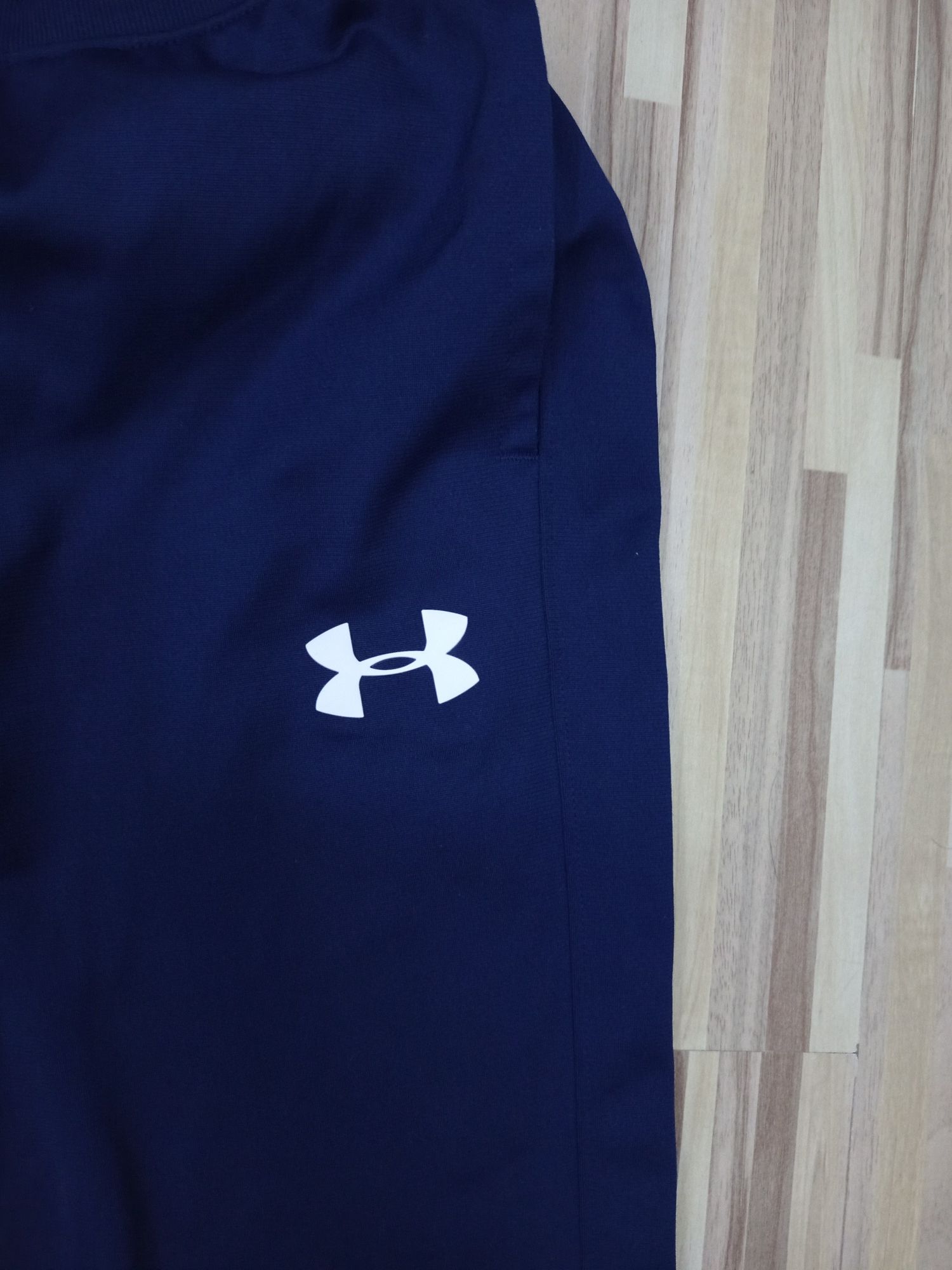 UNDER ARMOUR комплект цена 40лв