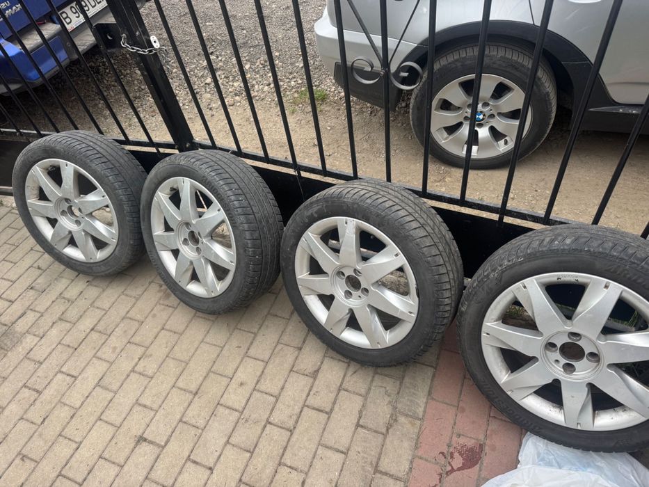 Anvelope Bridgestone Renault vară 4 buc + jante 225/45/R17