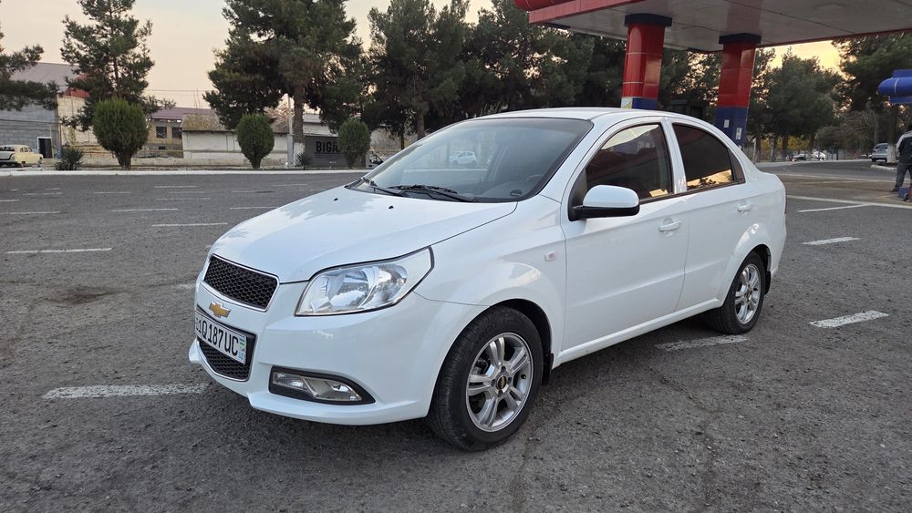 Nexia 3 aftamat sotiladi