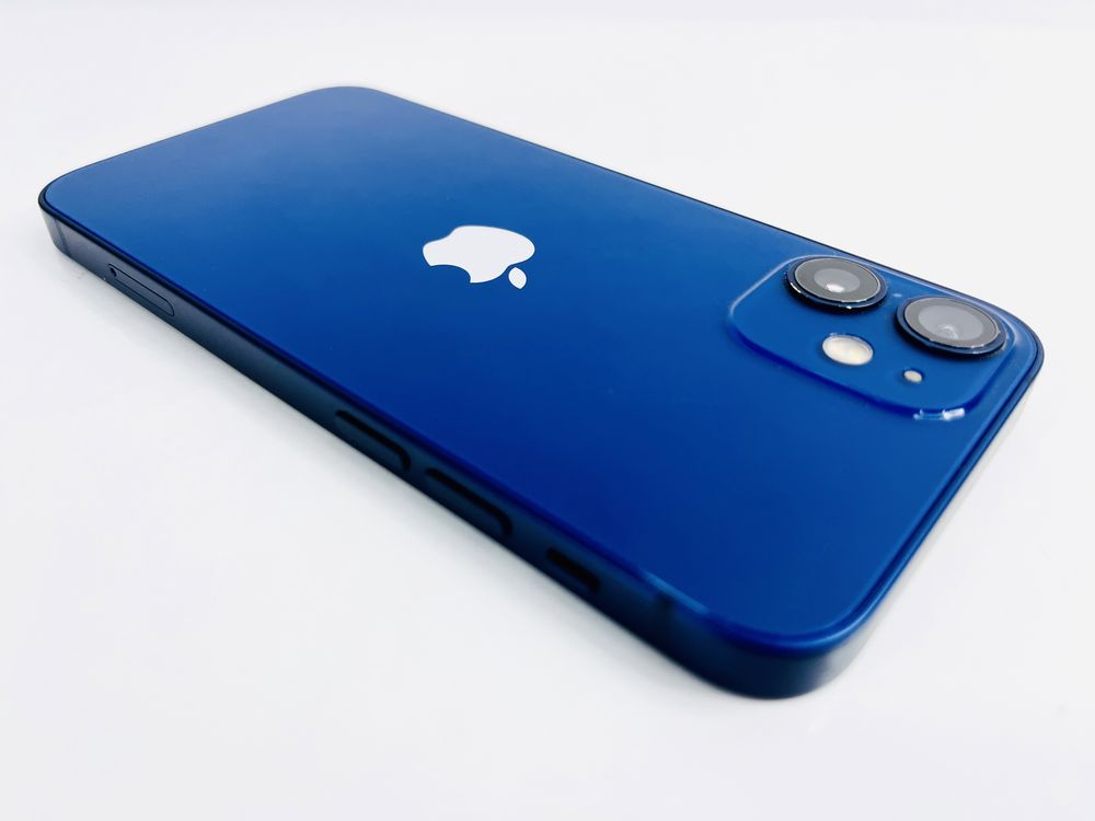 Apple iPhone 12 64GB Blue Отличен! Гаранция!