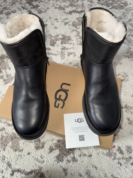 UGG original din piele marimea 35