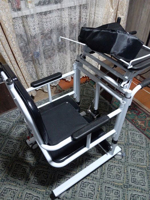 Кресло подъемник для инвалидов