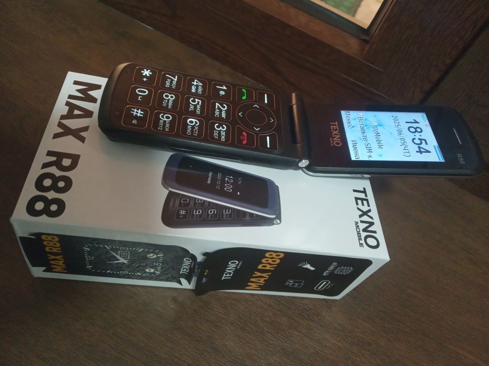 Yangi Texno mobile R88