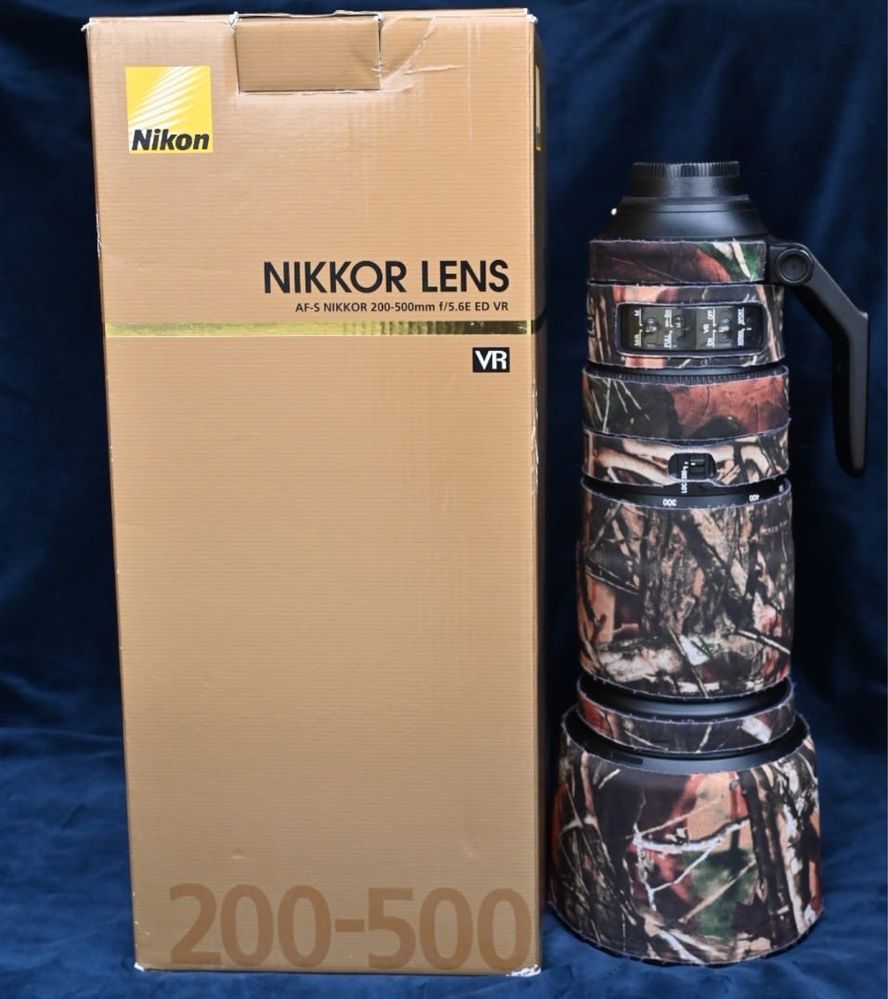 Vând obiectiv Nikkor 200-500 mm F 5.6 ED VR