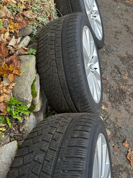 Jante BMW originale R18 cu anvelope de iarnă Hankook 245/45/R18