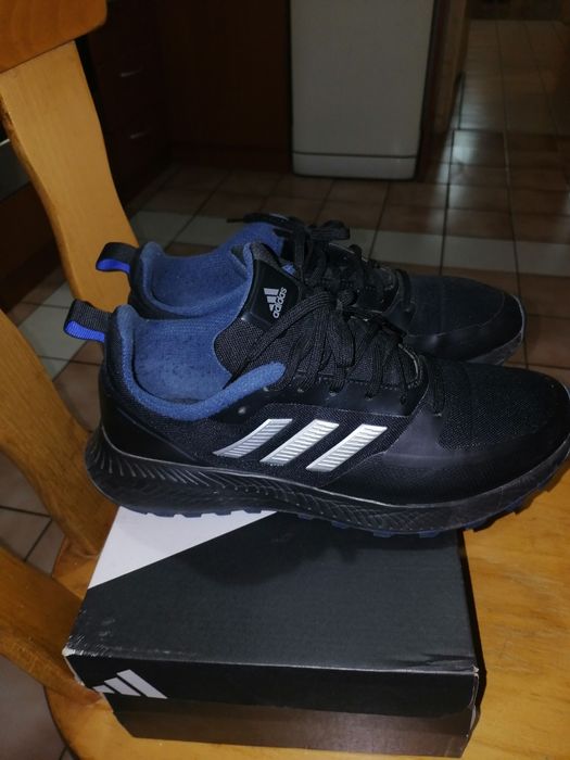 Маратонки ADIDAS