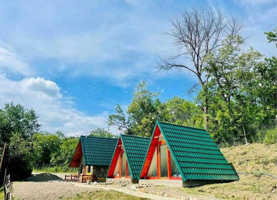 Casute de vacanta si de turism la cheie