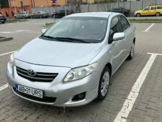 Toyota Corolla Primul proprietar,nefumător,îngrijită,stare foarte bună,2seturi cauciu