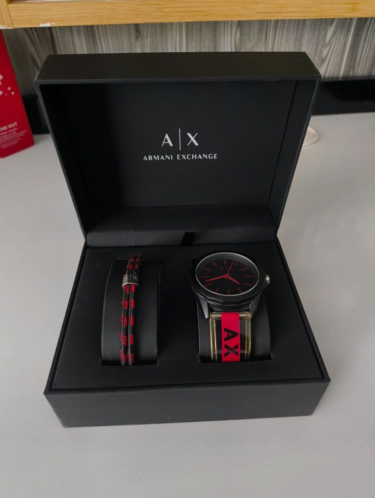 Часовник Armani Exchange