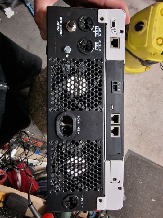 Invertor hibrid INVT 5Kw