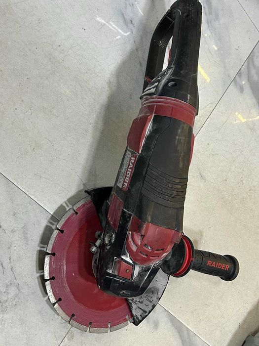 Ъглошлайф Black Edition Raider RDP-AG65 / 230 mm, 2400 W