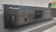 Compact disc player Pioneer  PD -  30 AE