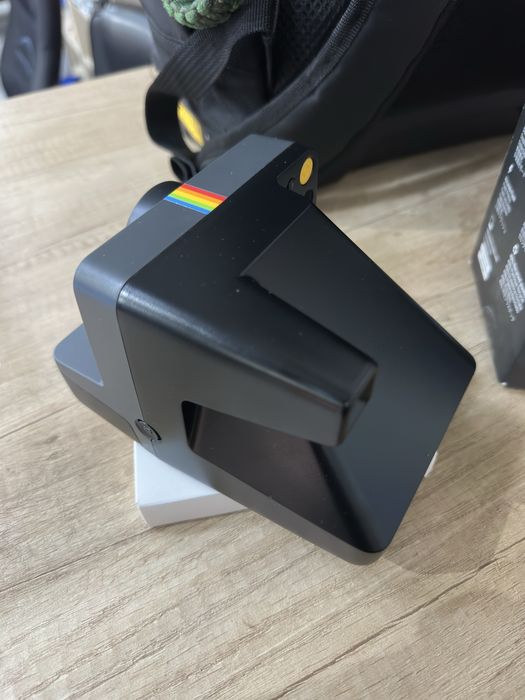 Polaroid Now instant camera Generation 2