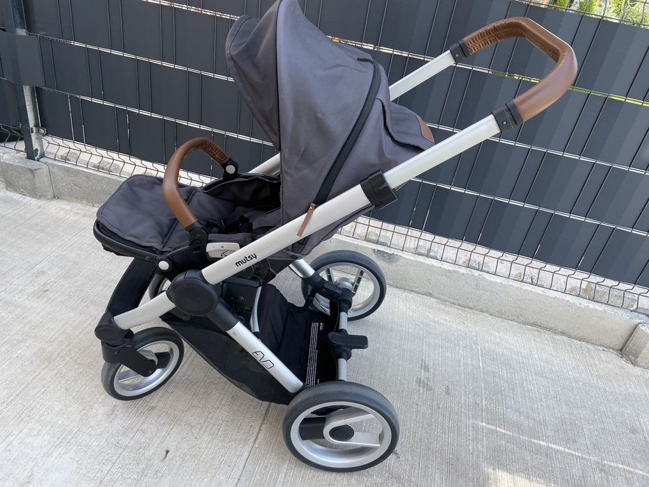 Carucior copii Mutsy Evo 2 in 1
