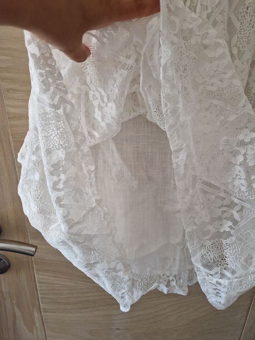 Бяла лятна рокля