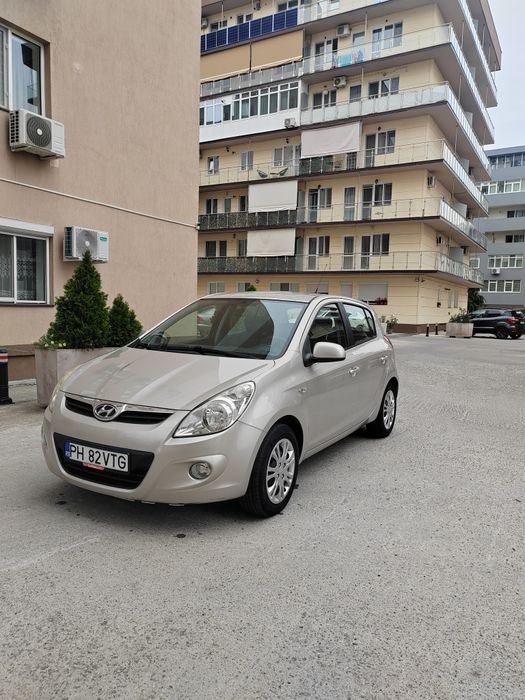 Vând Hiunday I20 proprietar