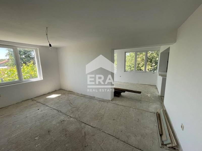 Продава се Къща в с. Бенковски, Област Варна - 285 кв.м за 709 €/кв.м - Снимка #6