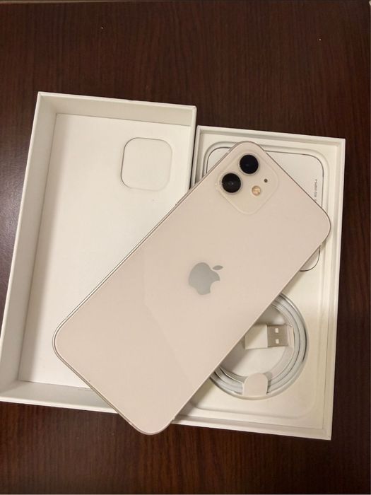IPhone 12 simplu