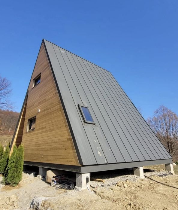 Vand cabane din lemn