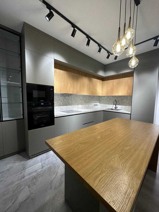 Своя Продам 3-х кв на Mirabad Avenue Евро Ремонт 1-Линия