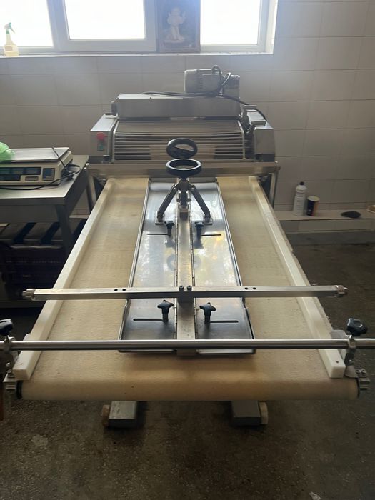 Echipamente panificație:cuptor,dospitor,modelator