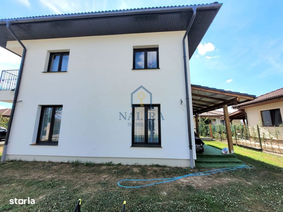 Duplex de vaznzare sat Sasar cartier nou de case spatioase