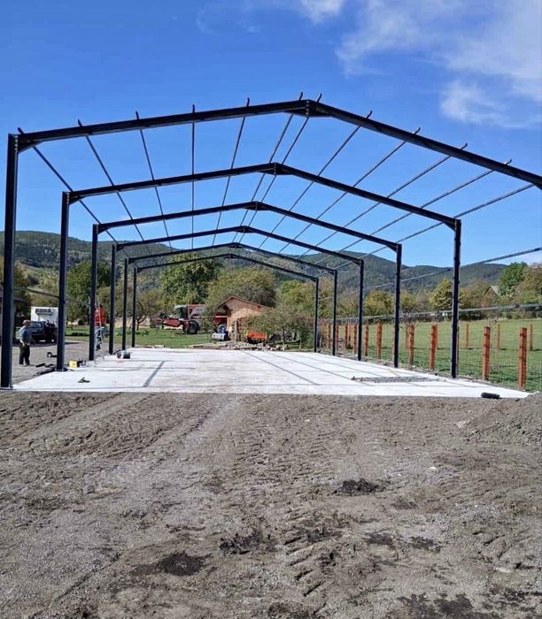 Vand hale si structuri metalice accept variante auto