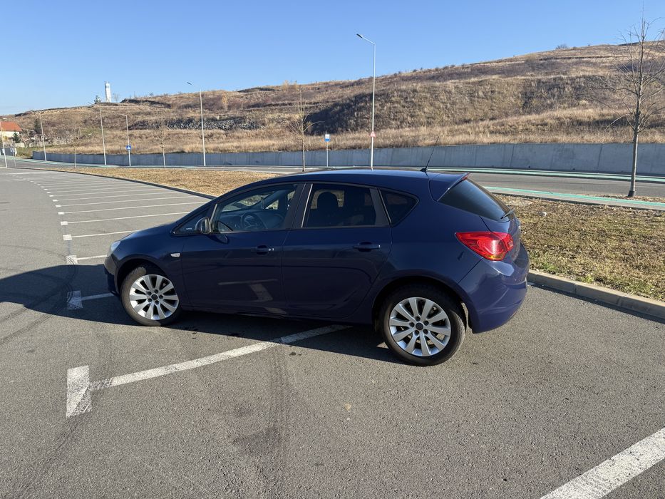 Vand opel astra 2012
