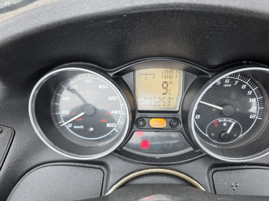 Vand/schimb piaggio mp3 din 2010