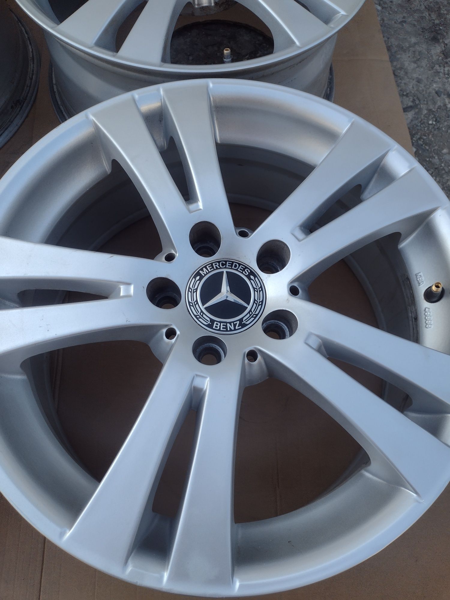Топ състояние PLW 17-5x112 ET48 7.5j Mercedes E class