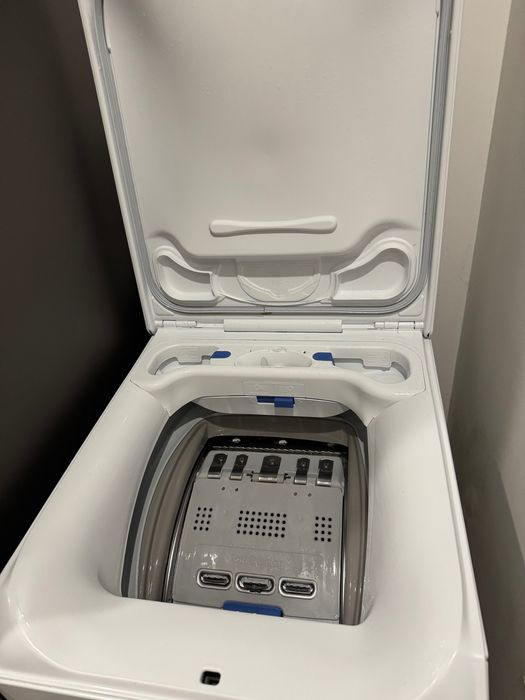 Mașină de spălat verticală Elecrolux