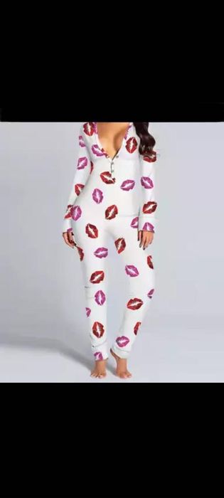 Pijamale de dama decupate