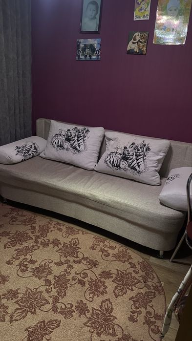 Продам диван раскладной 10000 тегне