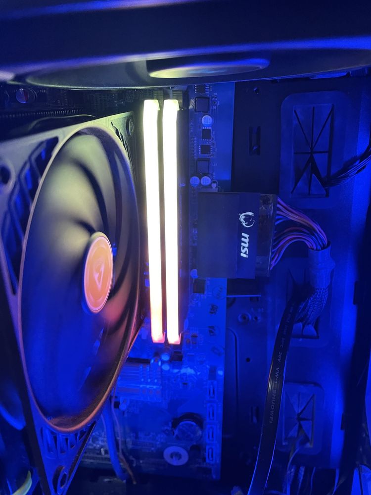 Памет Corsair Vengeance RS  2x8 GB ddr4 3200 MHz