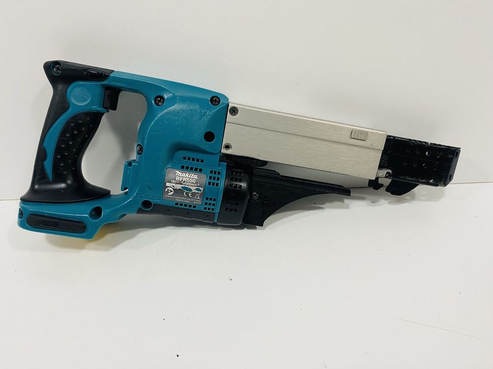 Makita filetanta rigips BFR 550